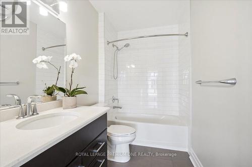 301 - 150 Wellington Street E, Guelph, ON - Indoor Photo Showing Bathroom