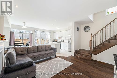 79 Stamford Street, Woolwich, ON - Indoor Photo Showing Living Room