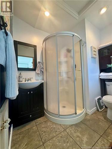 14 Wry'S Lane, Bass River, NB - Indoor Photo Showing Bathroom