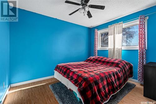 1223 Athabasca Street W, Moose Jaw, SK - Indoor Photo Showing Bedroom