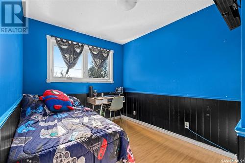 1223 Athabasca Street W, Moose Jaw, SK - Indoor Photo Showing Bedroom