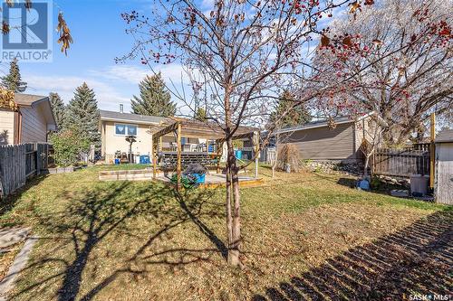 1223 Athabasca Street W, Moose Jaw, SK - Outdoor