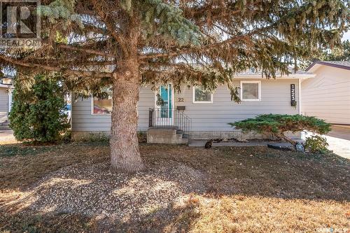 1223 Athabasca Street W, Moose Jaw, SK - Outdoor