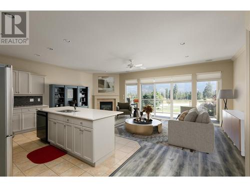 2286 Country Club Drive, Kelowna, BC - Indoor With Fireplace