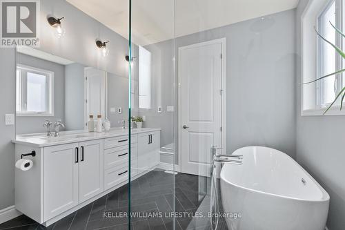 114 Aspen Circle, Thames Centre (Thorndale), ON - Indoor Photo Showing Bathroom