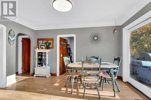 18 Potters Road, Tillsonburg, ON - Indoor Photo Showing Dining Room