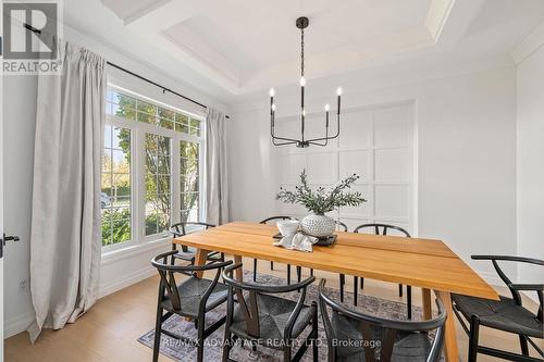 2361 Brayford Crescent, London, ON - Indoor Photo Showing Dining Room