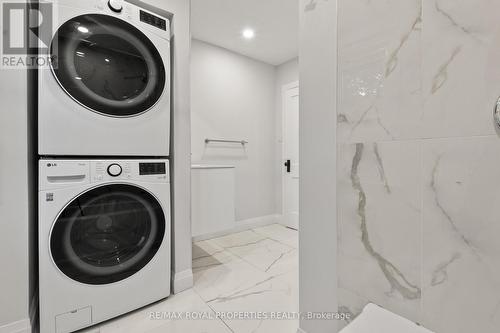 624 Marksbury Road, Pickering, ON - Indoor Photo Showing Laundry Room