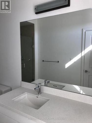 63 Village Parkway, Markham, ON - Indoor Photo Showing Bathroom