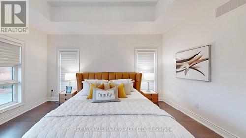 5 Wellman Drive, Richmond Hill, ON - Indoor Photo Showing Bedroom