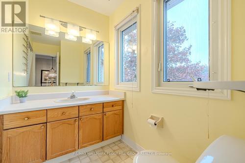 103 Browning Trail, Barrie, ON - Indoor Photo Showing Bathroom