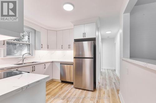 1058 Hortop Street, Oshawa (Donevan), ON - Indoor Photo Showing Kitchen With Double Sink With Upgraded Kitchen