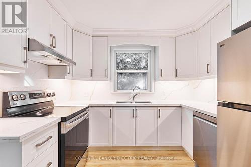 1058 Hortop Street, Oshawa (Donevan), ON - Indoor Photo Showing Kitchen With Double Sink