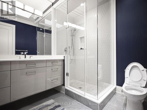 282 Tudor Avenue, Oakville, ON - Indoor Photo Showing Bathroom