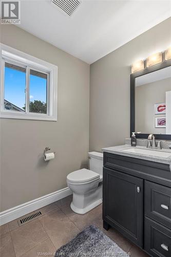 103 Pierella Drive, Lakeshore, ON - Indoor Photo Showing Bathroom