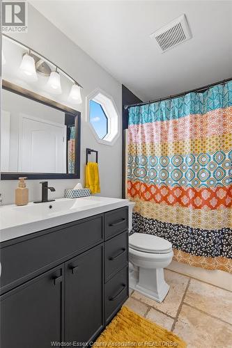 103 Pierella Drive, Lakeshore, ON - Indoor Photo Showing Bathroom