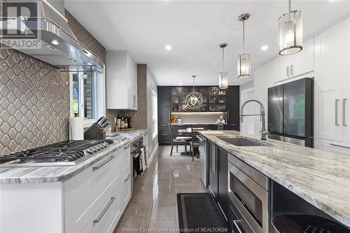 103 Pierella Drive, Lakeshore, ON - Indoor Photo Showing Kitchen With Upgraded Kitchen