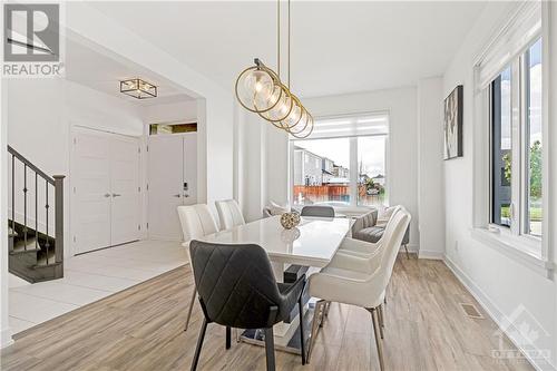 603 Noriker Court, Richmond, ON - Indoor Photo Showing Dining Room