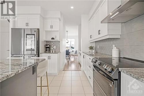 603 Noriker Court, Richmond, ON - Indoor Photo Showing Kitchen With Upgraded Kitchen