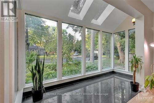 1598 Abbey Road, Ottawa, ON - Indoor Photo Showing Other Room