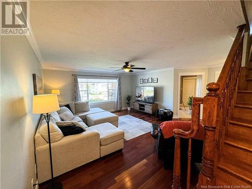 196 Mailhot, Moncton, NB - Indoor Photo Showing Living Room