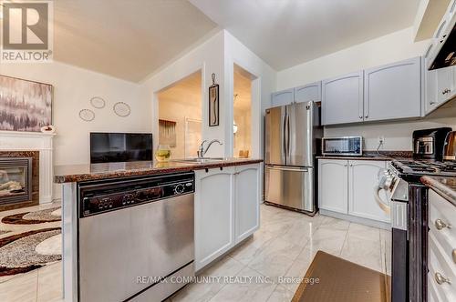 69 Clearfield Drive, Brampton, ON - Indoor Photo Showing Kitchen