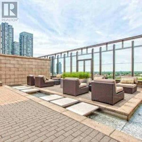 2108 - 385 Prince Of Wales Drive, Mississauga, ON - Outdoor