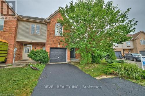 36 Natalie Court, Thorold, ON - Outdoor With Facade