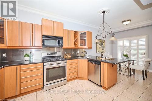 36 Natalie Court, Thorold, ON - Indoor Photo Showing Kitchen