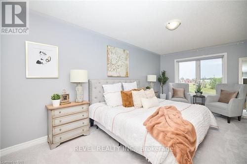 36 Natalie Court, Thorold, ON - Indoor Photo Showing Bedroom