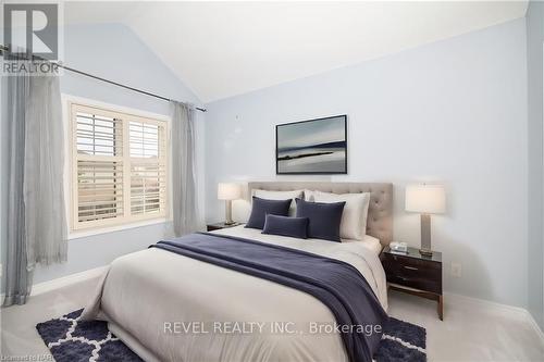 36 Natalie Court, Thorold, ON - Indoor Photo Showing Bedroom