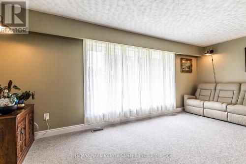 20 Ridout Street, Brockton, ON - Indoor