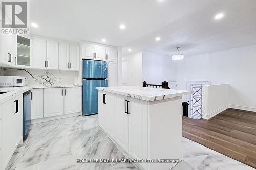 211 Dunsdon Street S, Brantford, ON - Indoor Photo Showing Kitchen