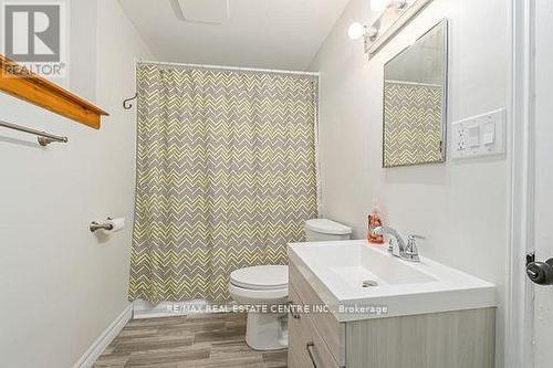 632 Main Street, Shelburne, ON - Indoor Photo Showing Bathroom