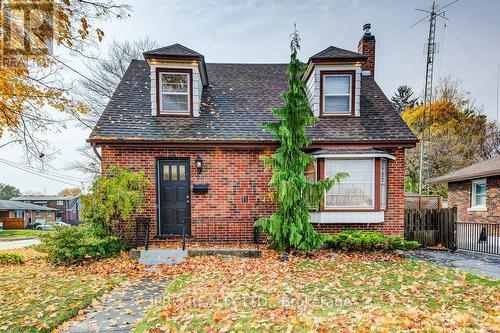 30 Elgin Street N, Cambridge, ON - Outdoor