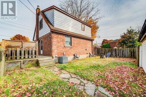 30 Elgin Street N, Cambridge, ON - Outdoor With Exterior