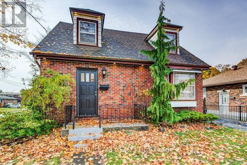 30 Elgin Street N, Cambridge, ON - Outdoor