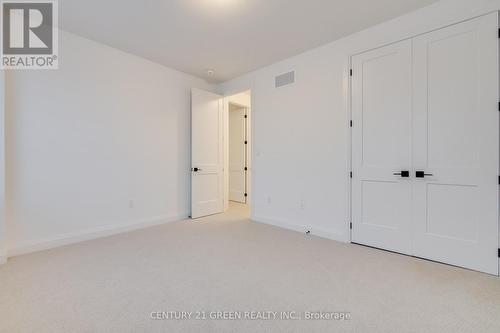 14 Holder Drive, Brantford, ON - Indoor Photo Showing Other Room