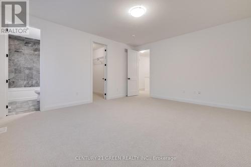 14 Holder Drive, Brantford, ON - Indoor Photo Showing Other Room