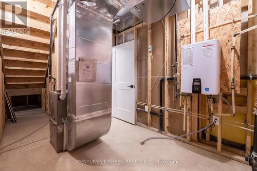 14 Holder Drive, Brantford, ON - Indoor Photo Showing Basement