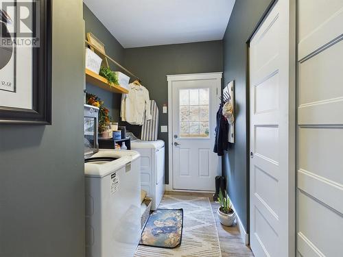 1020 Bullmoose Way, Osoyoos, BC - Indoor Photo Showing Laundry Room