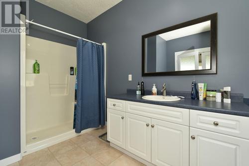 2592 Alpen Paradies Road Unit# #9, Blind Bay, BC - Indoor Photo Showing Bathroom