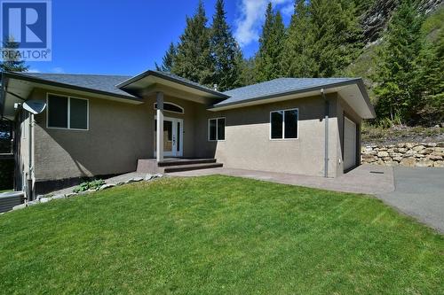 2592 Alpen Paradies Road Unit# #9, Blind Bay, BC - Outdoor