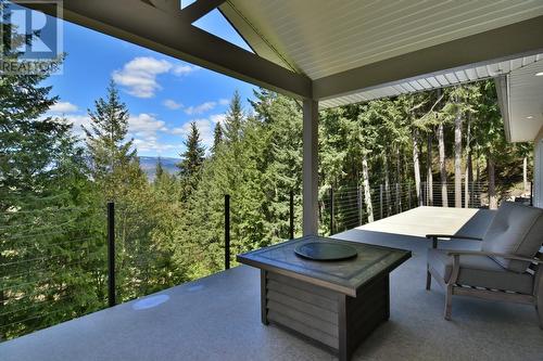 2592 Alpen Paradies Road Unit# #9, Blind Bay, BC - Outdoor With Deck Patio Veranda With Exterior