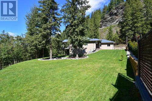 2592 Alpen Paradies Road Unit# #9, Blind Bay, BC - Outdoor