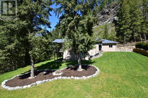 2592 Alpen Paradies Road Unit# #9, Blind Bay, BC - Outdoor