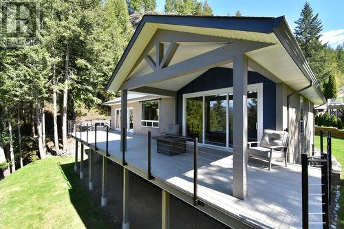 2592 Alpen Paradies Road Unit# #9, Blind Bay, BC - Outdoor With Deck Patio Veranda With Exterior