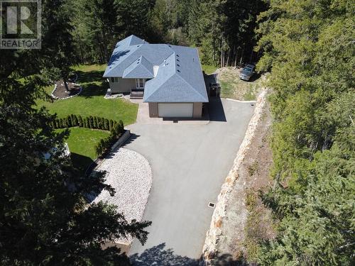 2592 Alpen Paradies Road Unit# #9, Blind Bay, BC - Outdoor