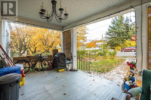 1004 Stanley Street, Nelson, BC - Outdoor With Exterior