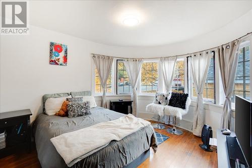 1004 Stanley Street, Nelson, BC - Indoor Photo Showing Bedroom